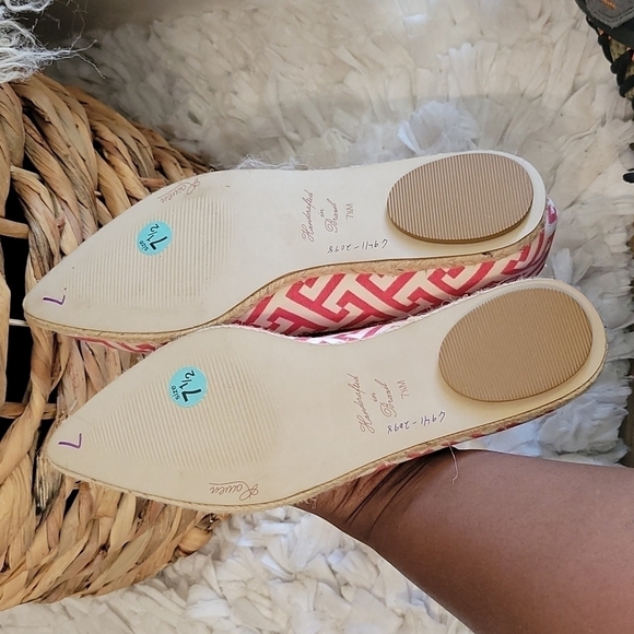 Rowen Geometric Print Pink And White loafers - Picture 4 of 10